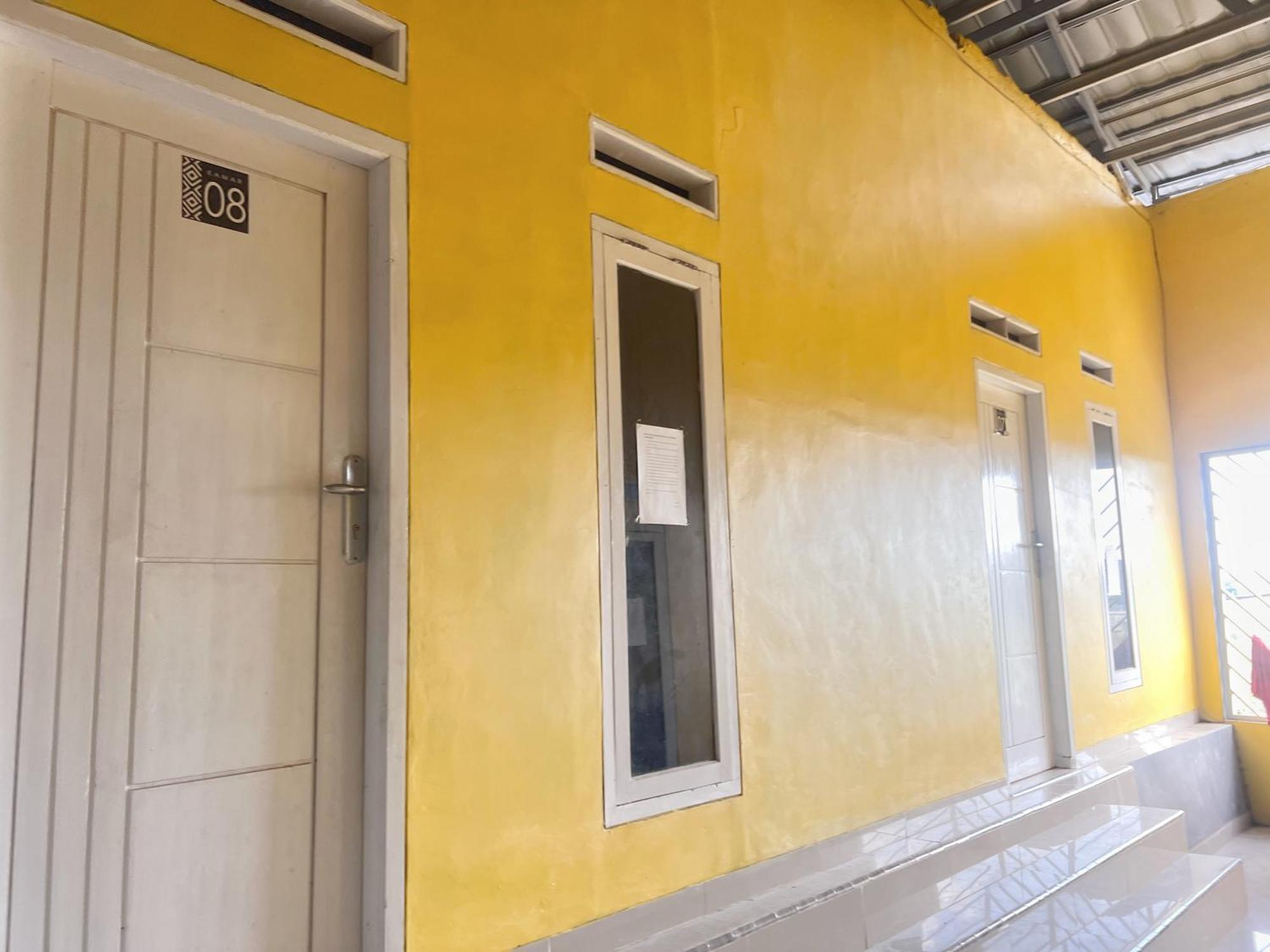 Reddoorz At Kay Residence Waydadi Lampung 班达楠榜 外观 照片